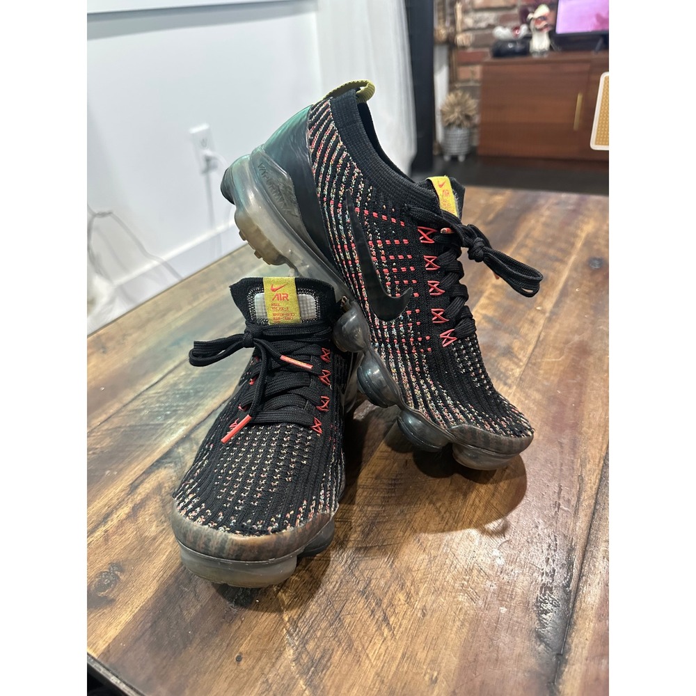 Nike Air VaporMax Flyknit 3 Women Black Multi Color Running Shoes size 7 - Picture 6 of 8
